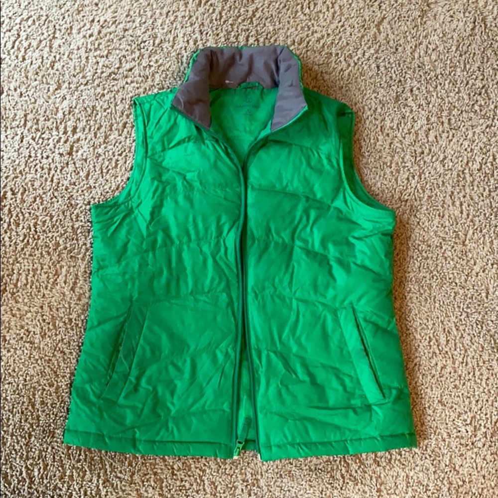 LANDS END green vest!